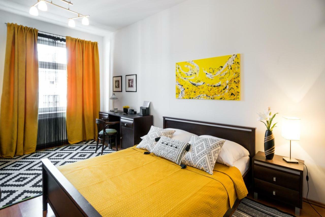 Cichy Apartament Obok Wawelu Tarlowska Krakau Exterior foto